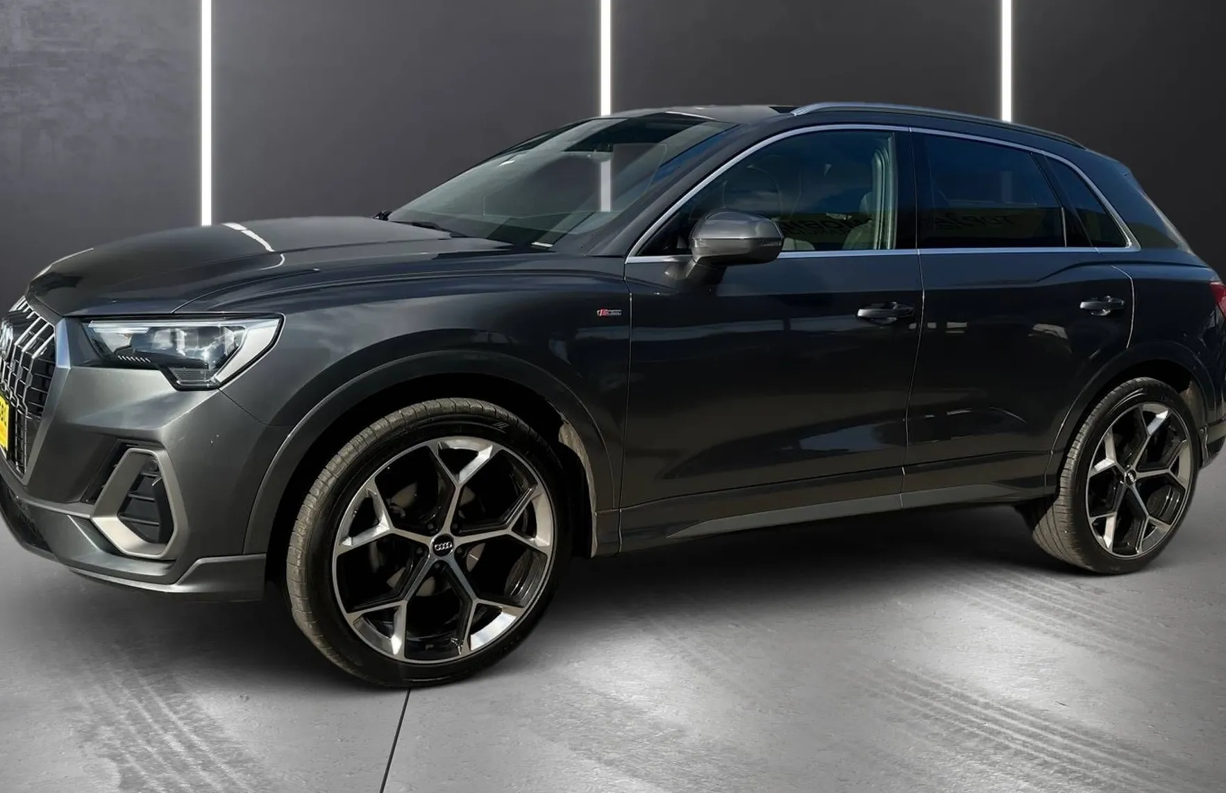 Zunanja slika - Audi Q3 - 35 TFSI S-LINE NAVI ACC MRTVI KOTI LINE ASSIST T - 3