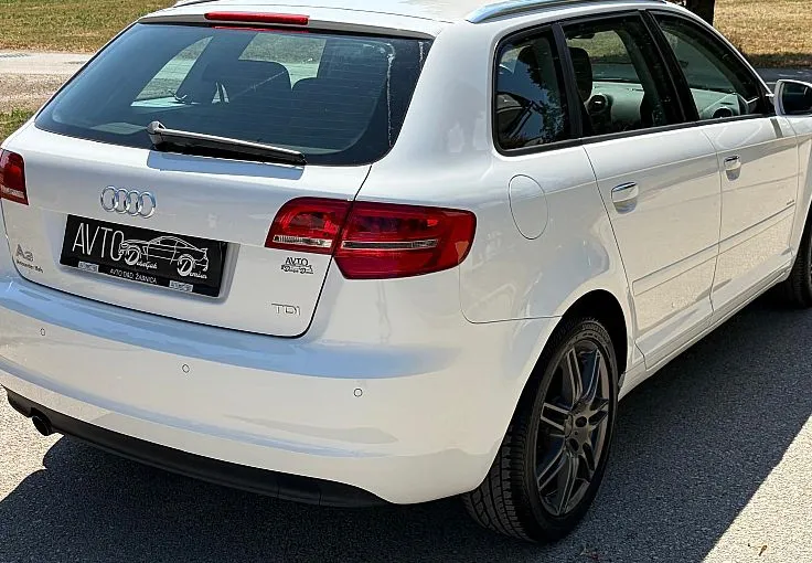 Zunanja slika - Audi A3 - Sportback 1.6 TDI DPF - LED - XENON - NAVI - ALU - 5