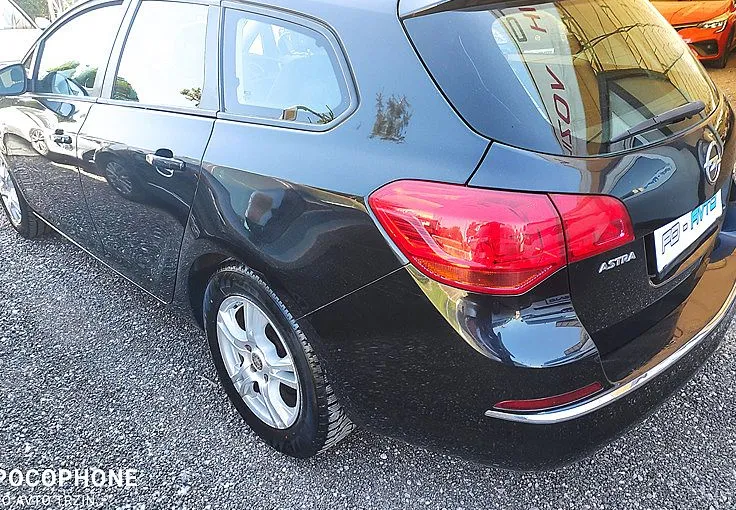 Zunanja slika - Opel Astra - Sports Tourer 1.6 CDTI-ALU-KLIMA-VELIKI SERVIS - 5