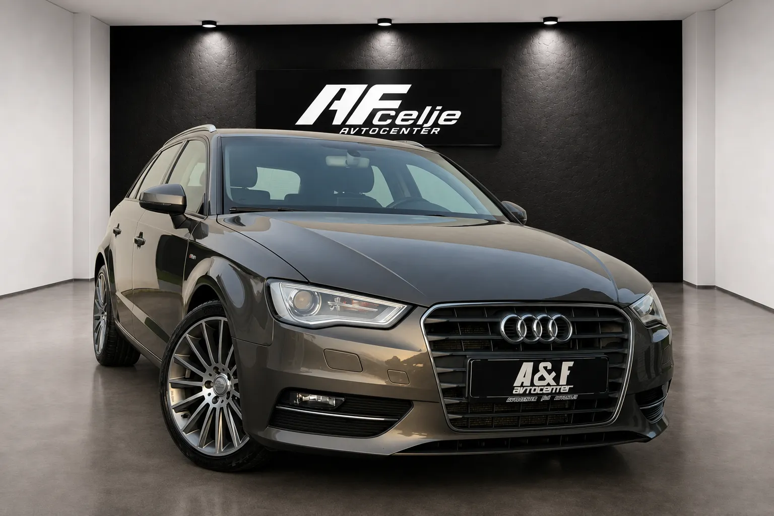Zunanja slika - Audi A3 - 1.6 TDI-S TRONIC-XENON+LED-LIZING ZA TUJCE-NAVI- - 3