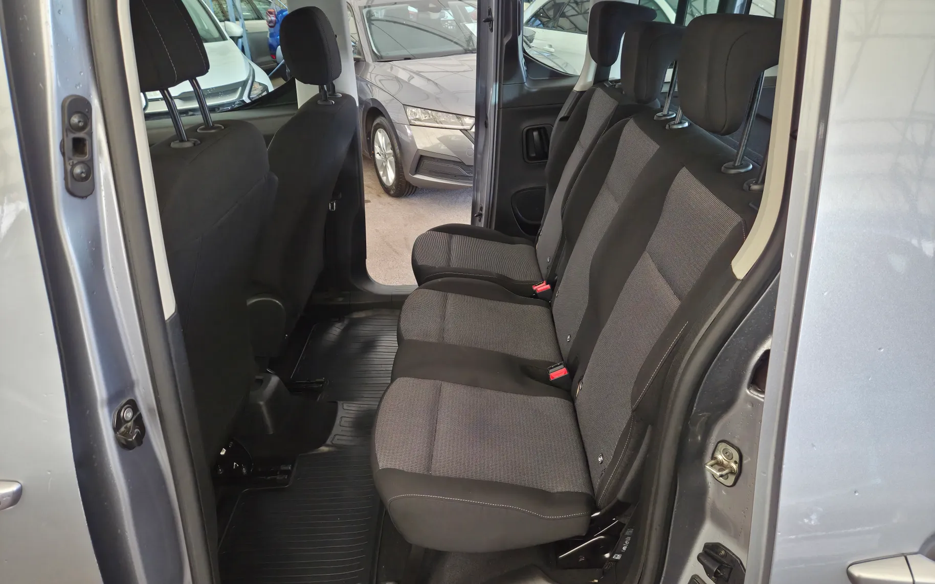 Zunanja slika - Toyota Proace - L1 1.5 D4-D S S Family 1.LASTNIK SLO.POREKLO - 20
