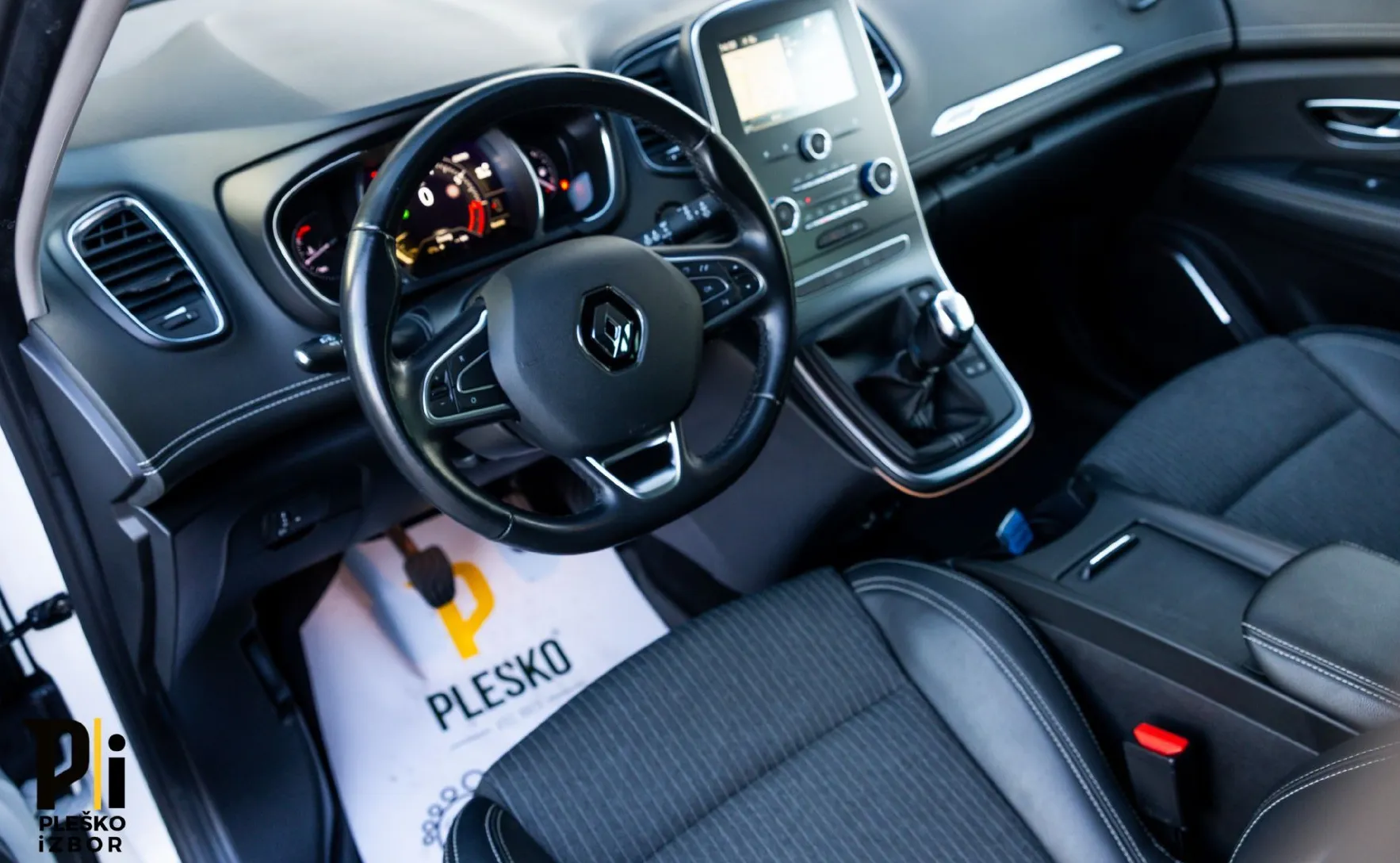 Zunanja slika - Renault Scénic - Grand Scenic techno TCe 140 - 7