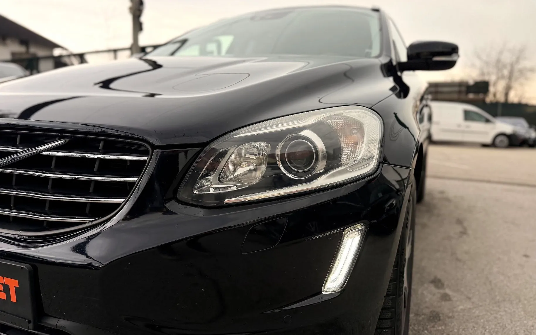 Zunanja slika - Volvo XC60 - D4 Summum AUT. LED XENON ACC NAVI BLS VIRTUAL - 9