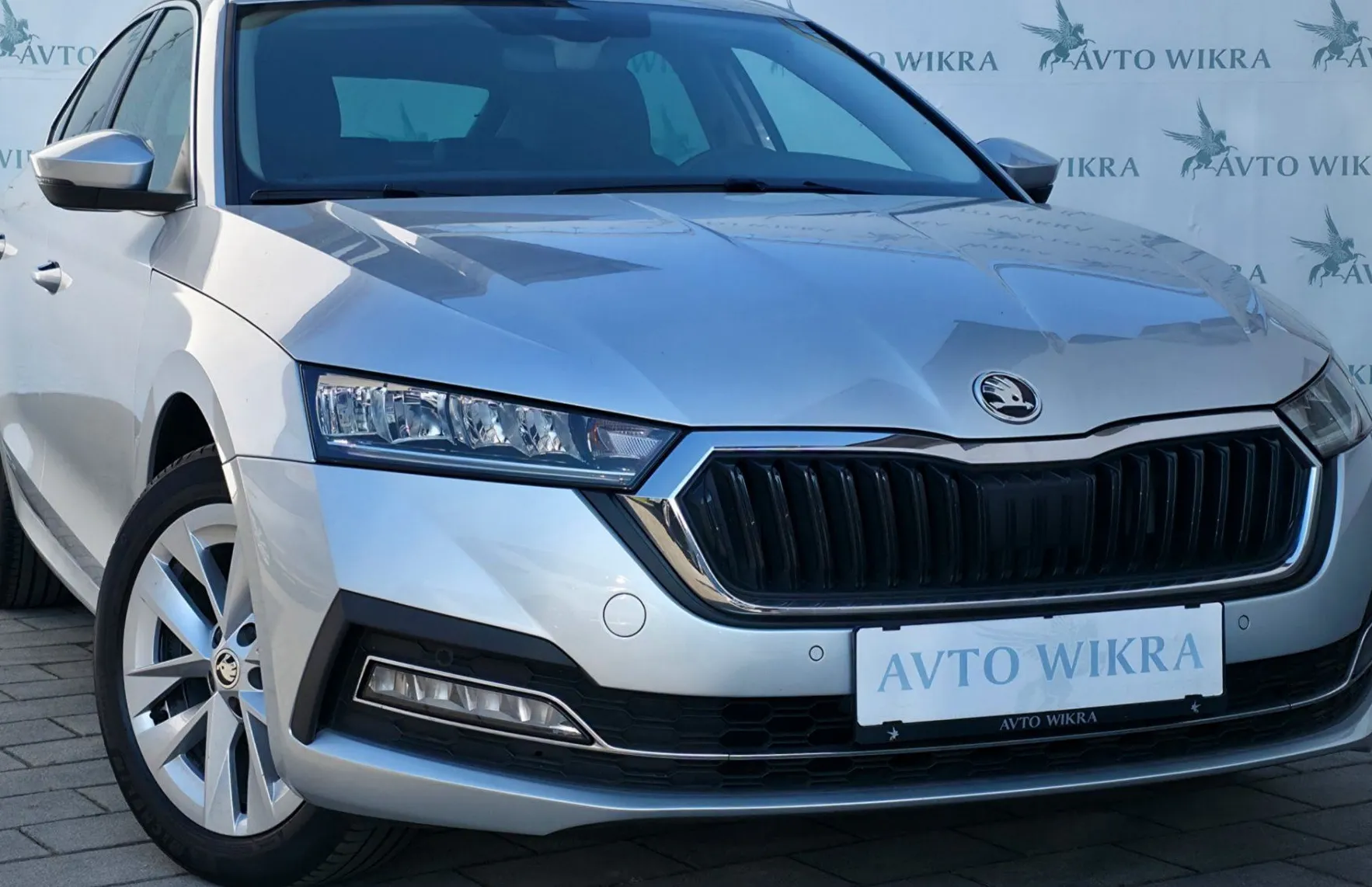 Zunanja slika - Škoda Octavia - 2.0TDI DSG Style LED•ACC•VIRTUAL•GRETJE•KEYLES•17C - 1