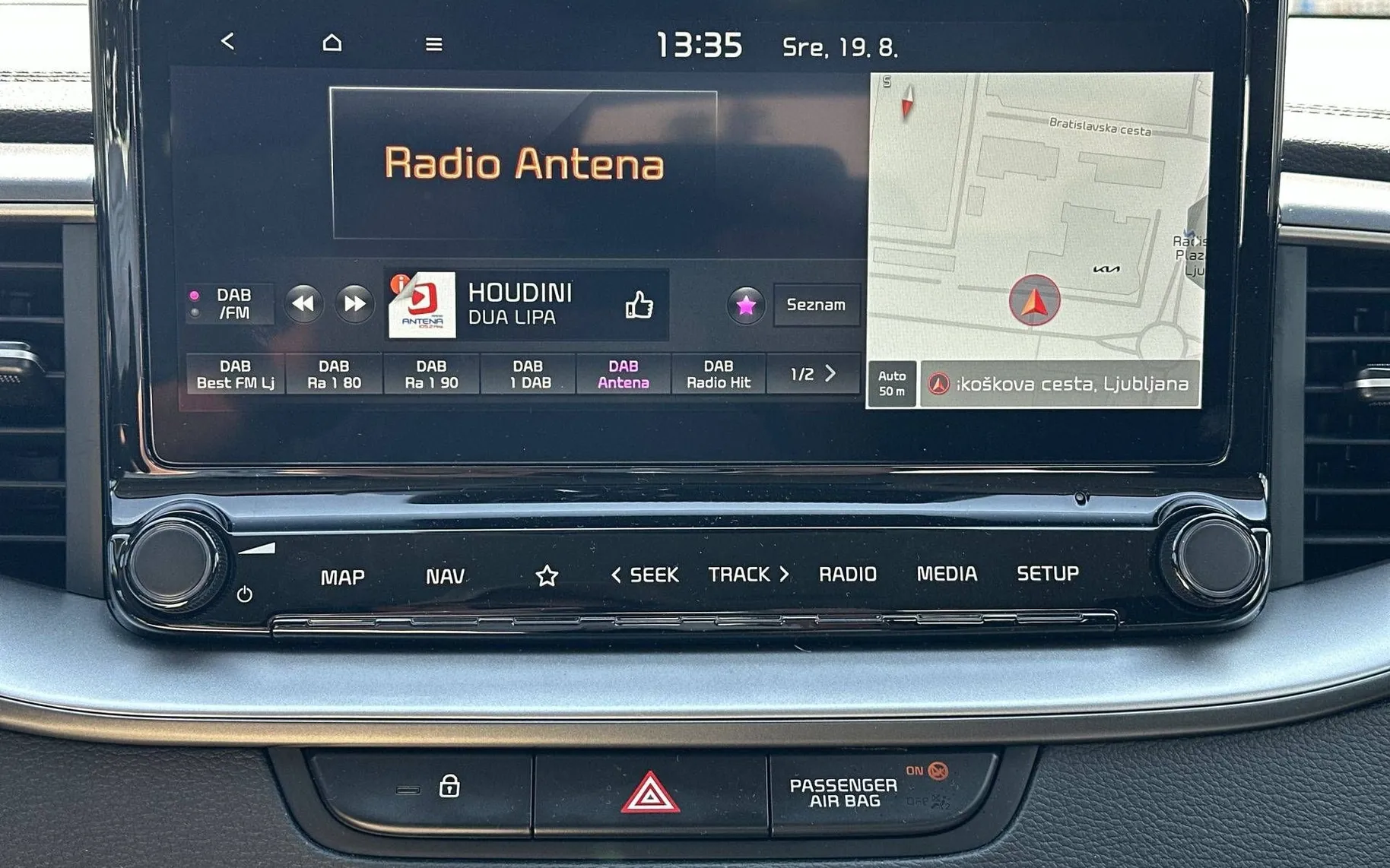 Notranja slika - KIA Ceed SW - 1.5 T-GDI LX Champion+ ISG - 16