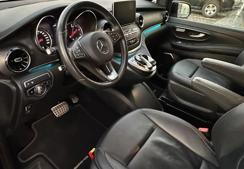 Zunanja slika - Mercedes-Benz V-Razred - V 300 d 4MATIC AVANTGARDE AMG Webasto Garancija - 12