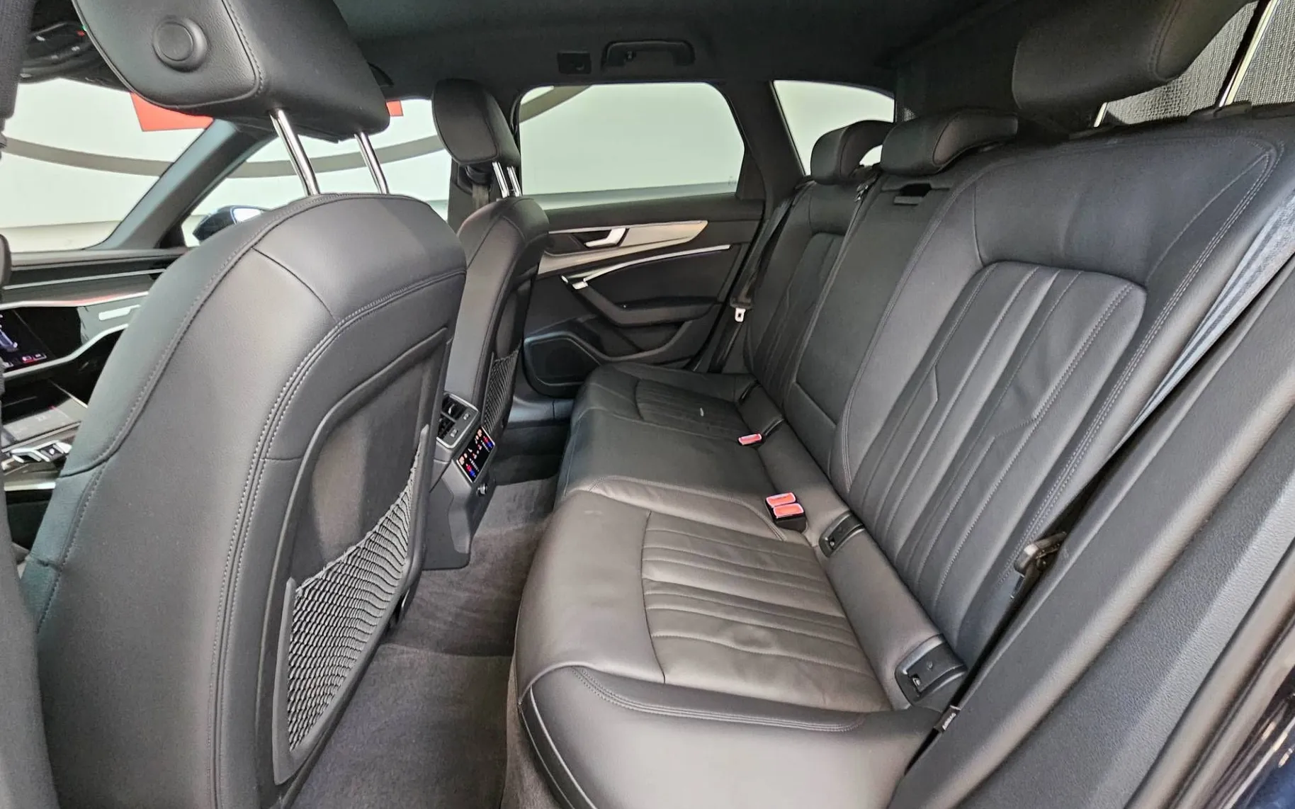 Notranja slika - Audi A6 Avant - 40 TDI Design S tronic - 9