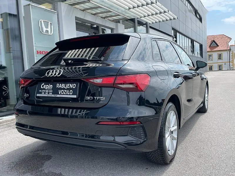 Zunanja slika - Audi A3 - SPORTBACK 30TFSI ADVANCE S-TRONIC LED NAVI DIGITAL - 5