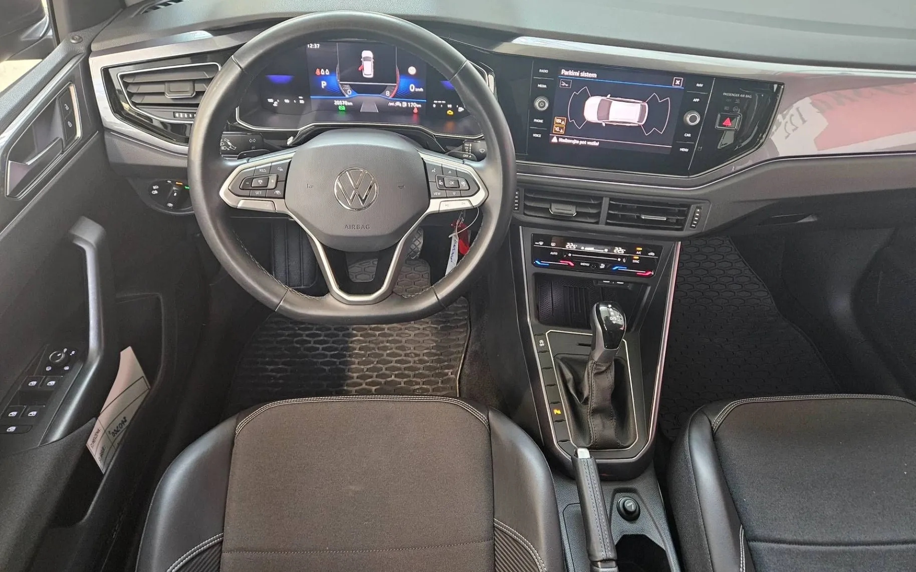 Notranja slika - Volkswagen Taigo - 1.0 TSI Style DSG - 7
