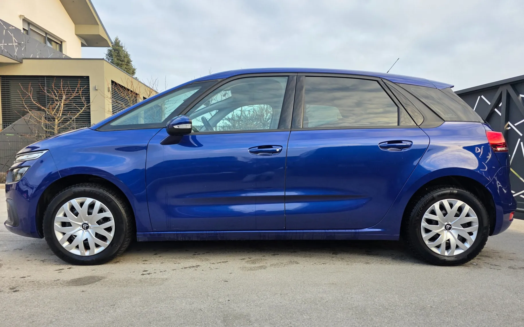 Zunanja slika - Citroën C4 - 1.2i - 2