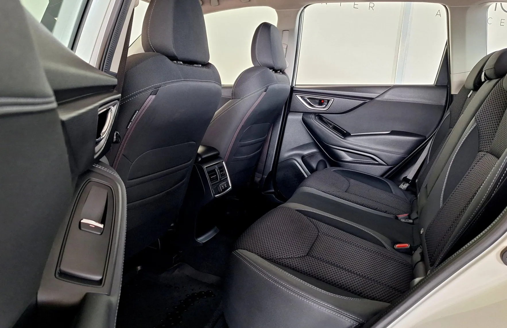 Zunanja slika - Subaru Forester - 2.0i Premium CVT MHEV E-BOXER•4X4•KAMERA•ACC• - 12