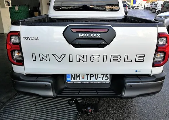 Zunanja slika - Toyota Hilux - 2.8 D-4D 4x4 INVINCIBILE TSS - 4
