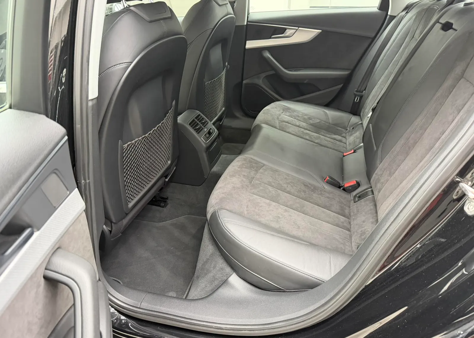 Zunanja slika - Audi A4 - 2,0 TDI Sport AUT. QUATTRO - 5