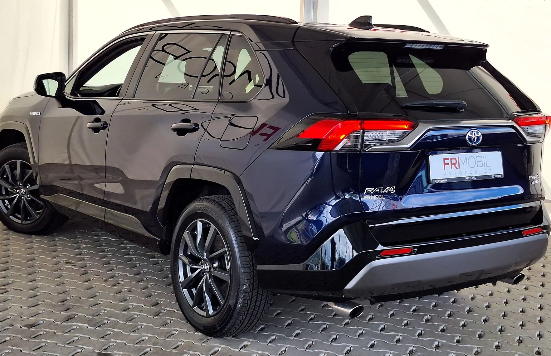Zunanja slika - Toyota RAV4 - Hybrid AWD 2.5 Style•NAVI•KAMERA•PDC•ALU18COL• - 4