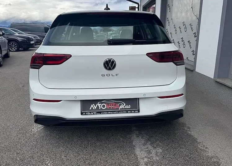 Zunanja slika - Volkswagen Golf - 2.0 TDI Life 85 Navi-Tempomat-Led-Slo-Prvi Lastnik - 6