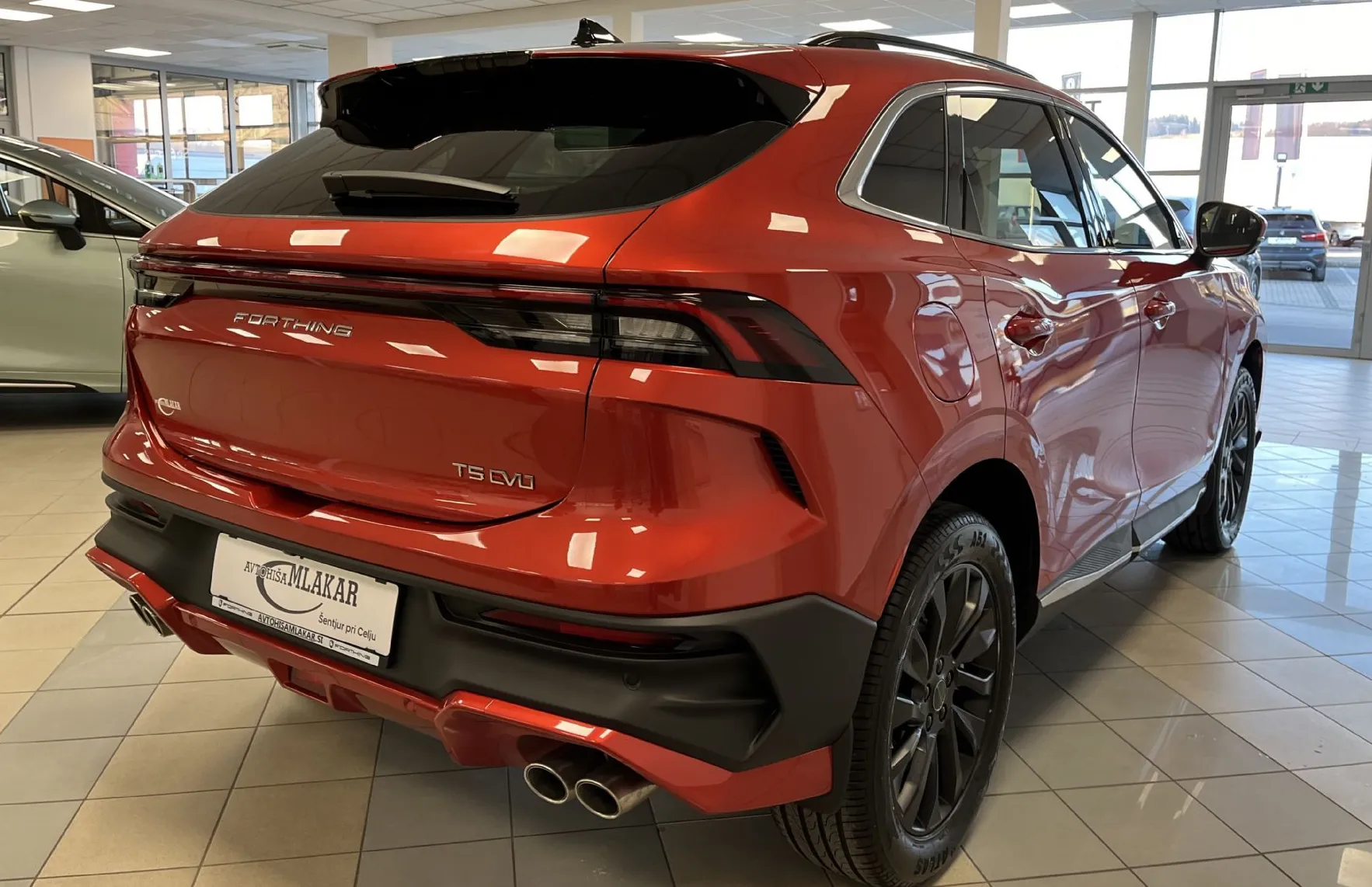 Zunanja slika - Forthing Forthing T5 EVO - T5 Evo 1.5 T-GDI LUXURY - NA ZALOGI - my 2025 - - 6
