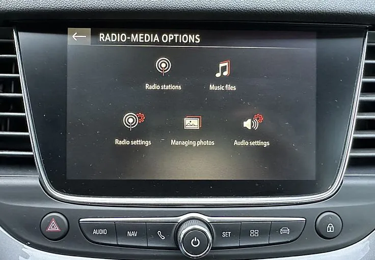 Zunanja slika - Opel Grandland X - 1.5 DIESEL 96KW ENJOY AUTO-KAMERA-PDC-ALU-ODLIČEN - 13