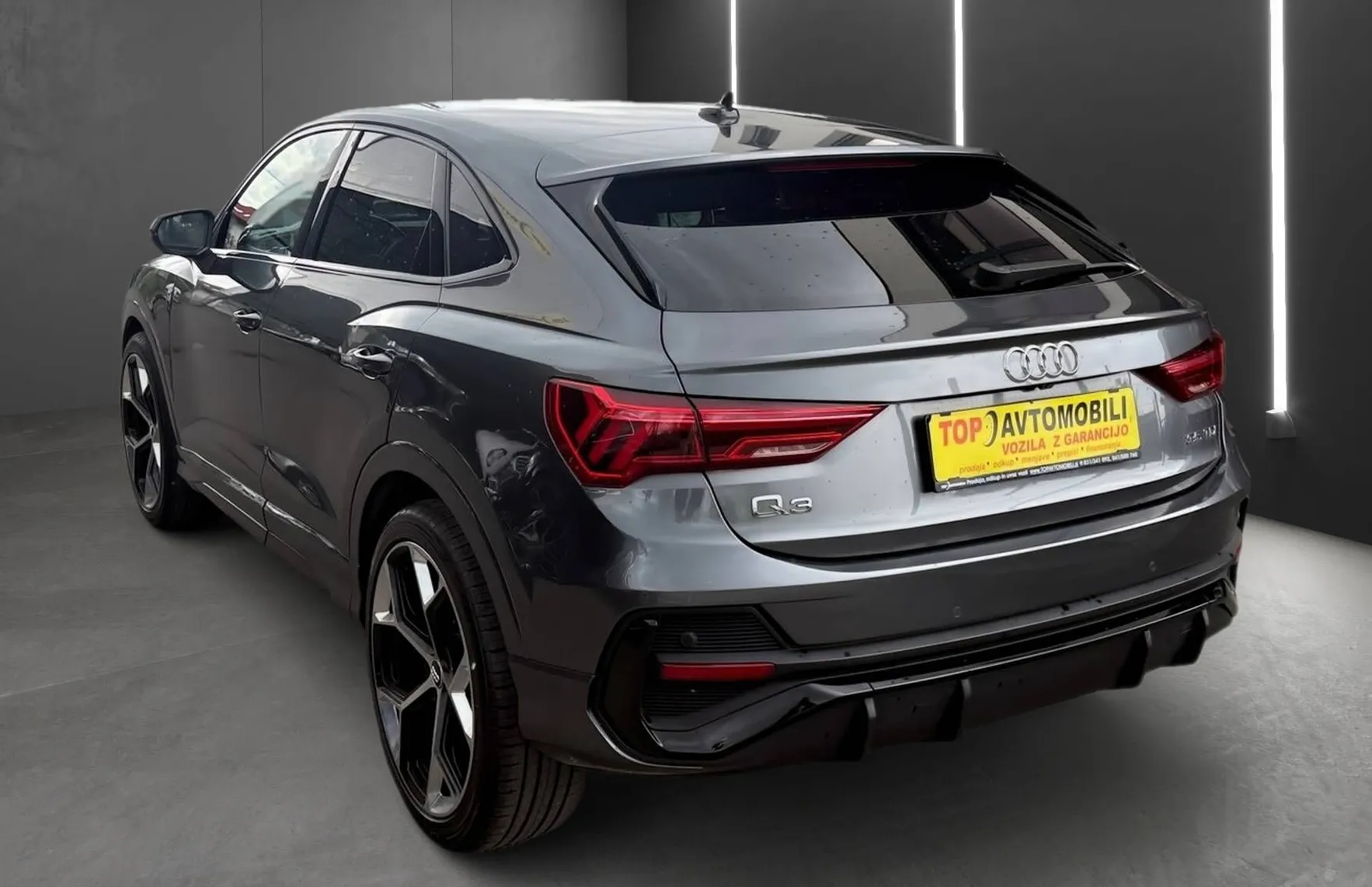 Zunanja slika - Audi Q3 - Sportback 35 TDI S LINE SPORT MATRIX ACC VIRTUAL 360°KAM TOP - 5