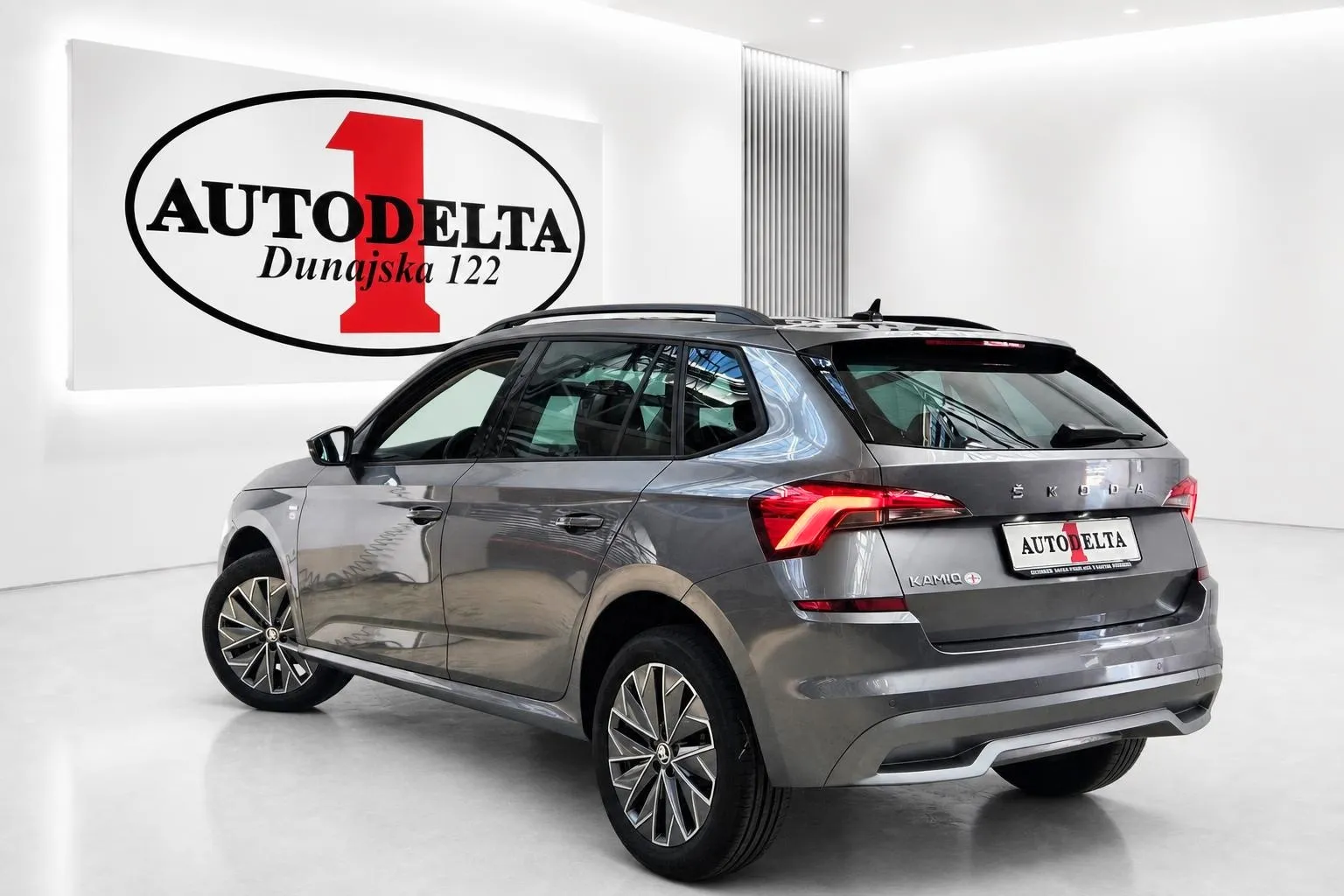 Zunanja slika - Škoda Kamiq - 1.5 TSI Ambition DSG... - 4
