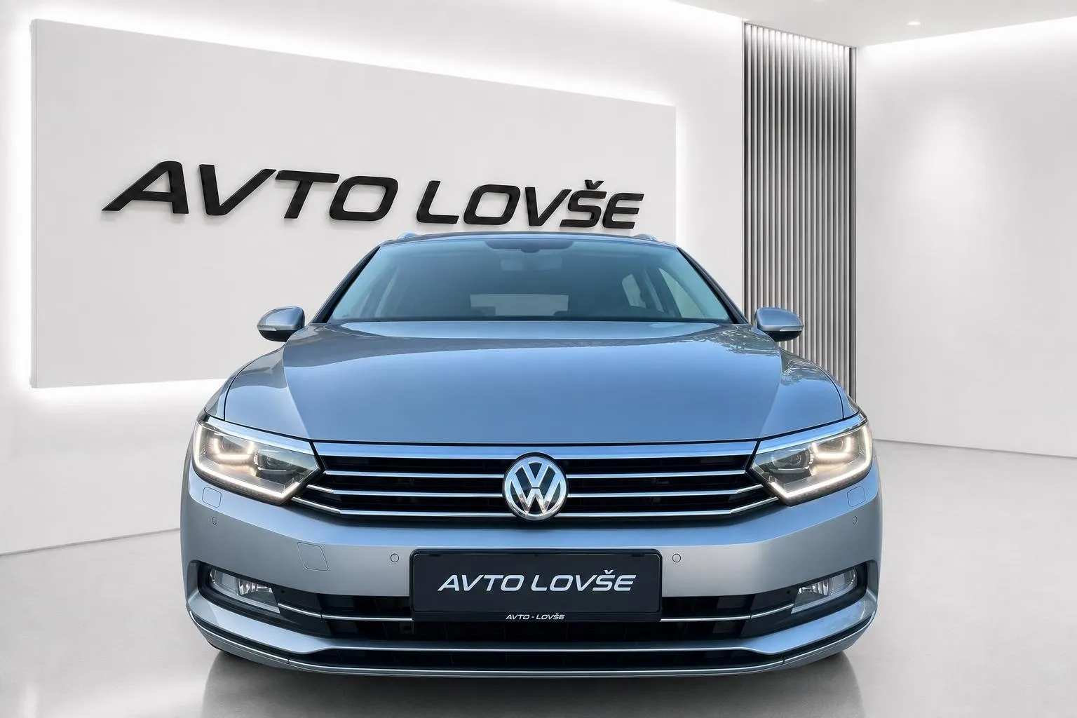 Zunanja slika - Volkswagen Passat Variant - 2.0 TDI BMT Highline DSG-LED-NAVI-ALU-ODLIČEN... - 3