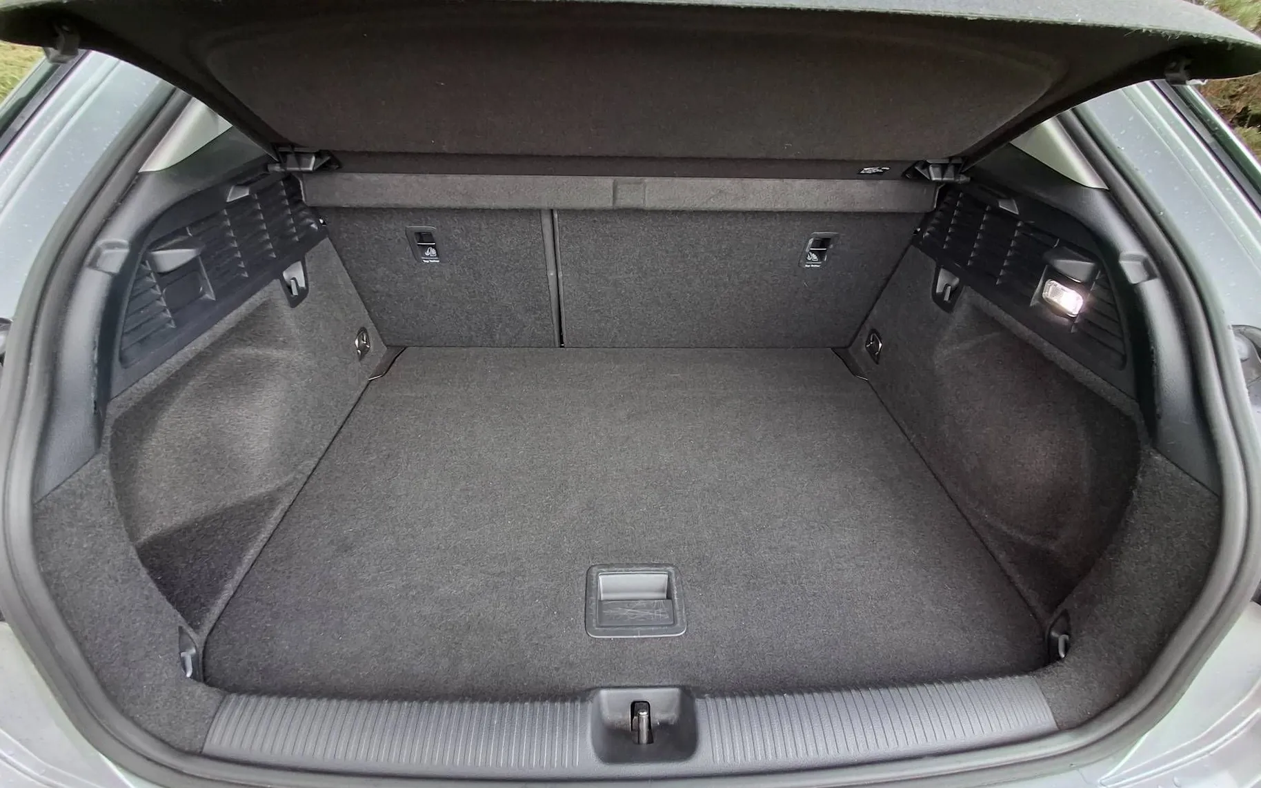 Zunanja slika - Audi Q2 - 35 TFSI DEC AKCIJA SPORT MATRIX VIRTUAL USNJE... - 7