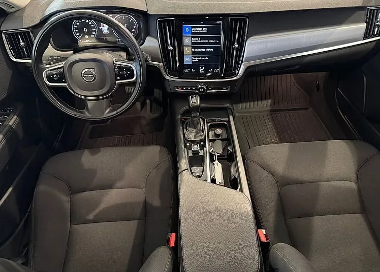 Zunanja slika - Volvo V90 - D3 Momentum-LED-PDC-KLJUKA - NAVI - VRHUNSKI - 13