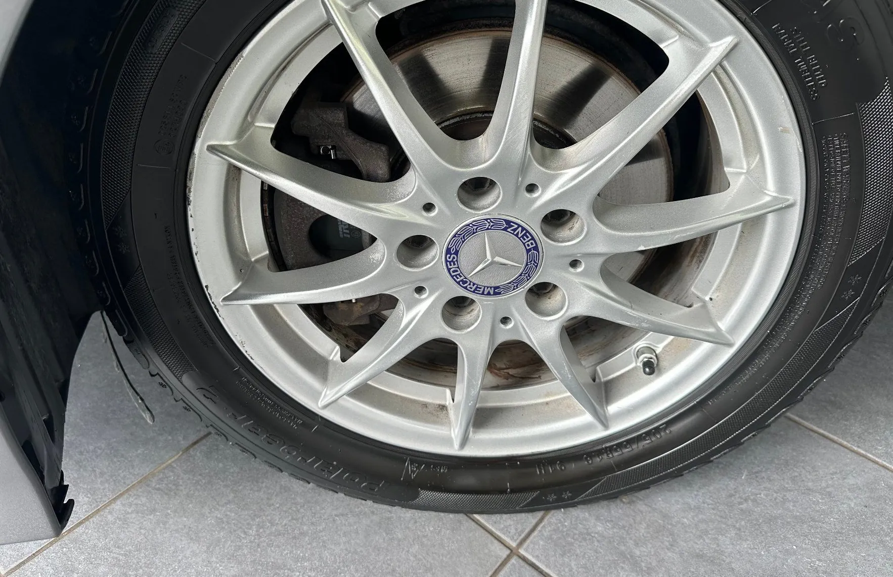 Zunanja slika - Mercedes-Benz B-Razred - B 200 BENCIN 1.6 SLOVENSKI.SAMO 104.000 KM - 2