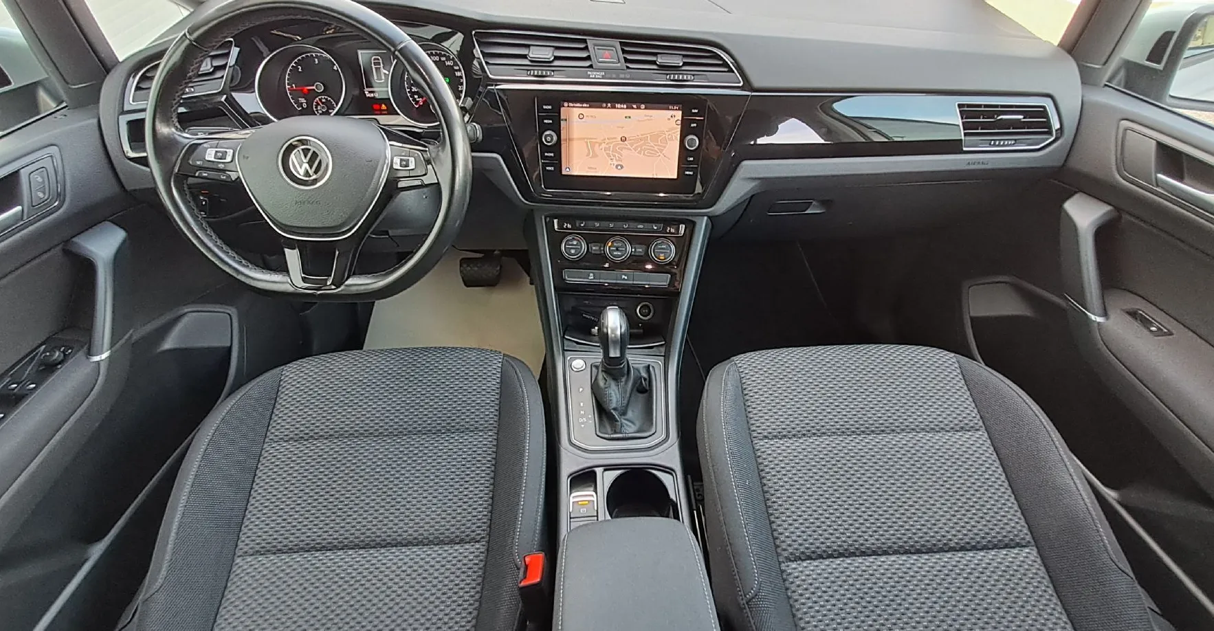 Zunanja slika - Volkswagen Touran - 2.0 TDI BMT Family DSG - 12