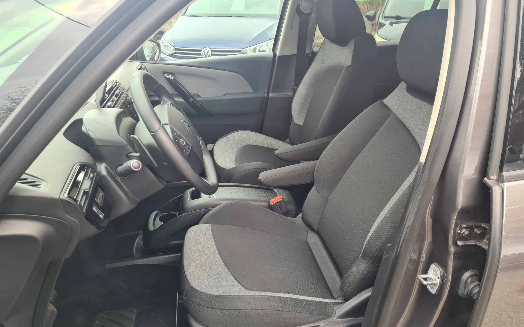 Zunanja slika - Citroën C4 - Grand Spacetourer - 17