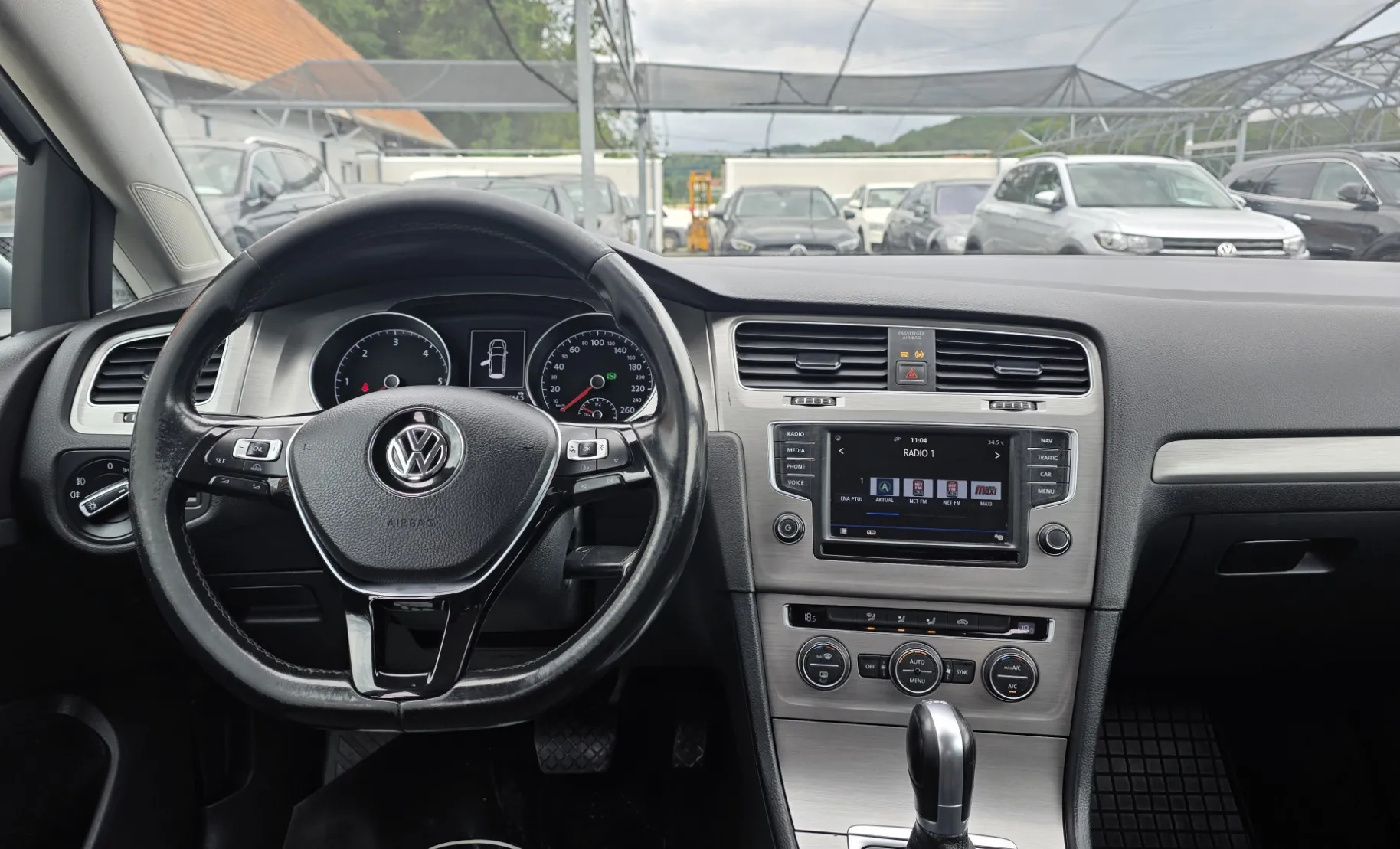 Zunanja slika - VW Golf - Variant 1,6 TDI DSG VEL. SERVIS NAVI TEMP PDC KLJUKA - 8
