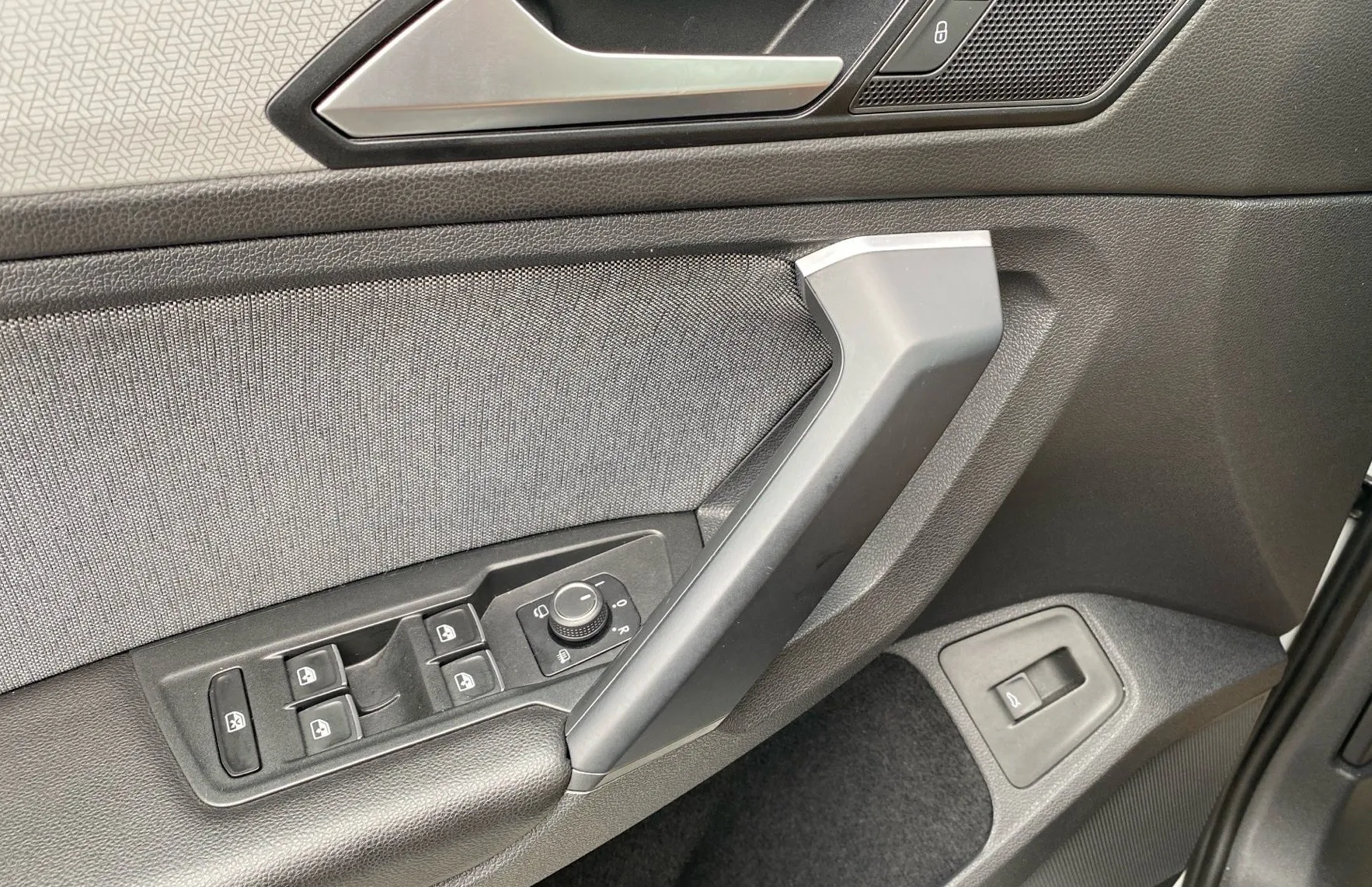 Zunanja slika - Seat Tarraco - 2.0 TDI 110KW STYLE DSG-PANORAMA-KAMERA-ACC.... - 14