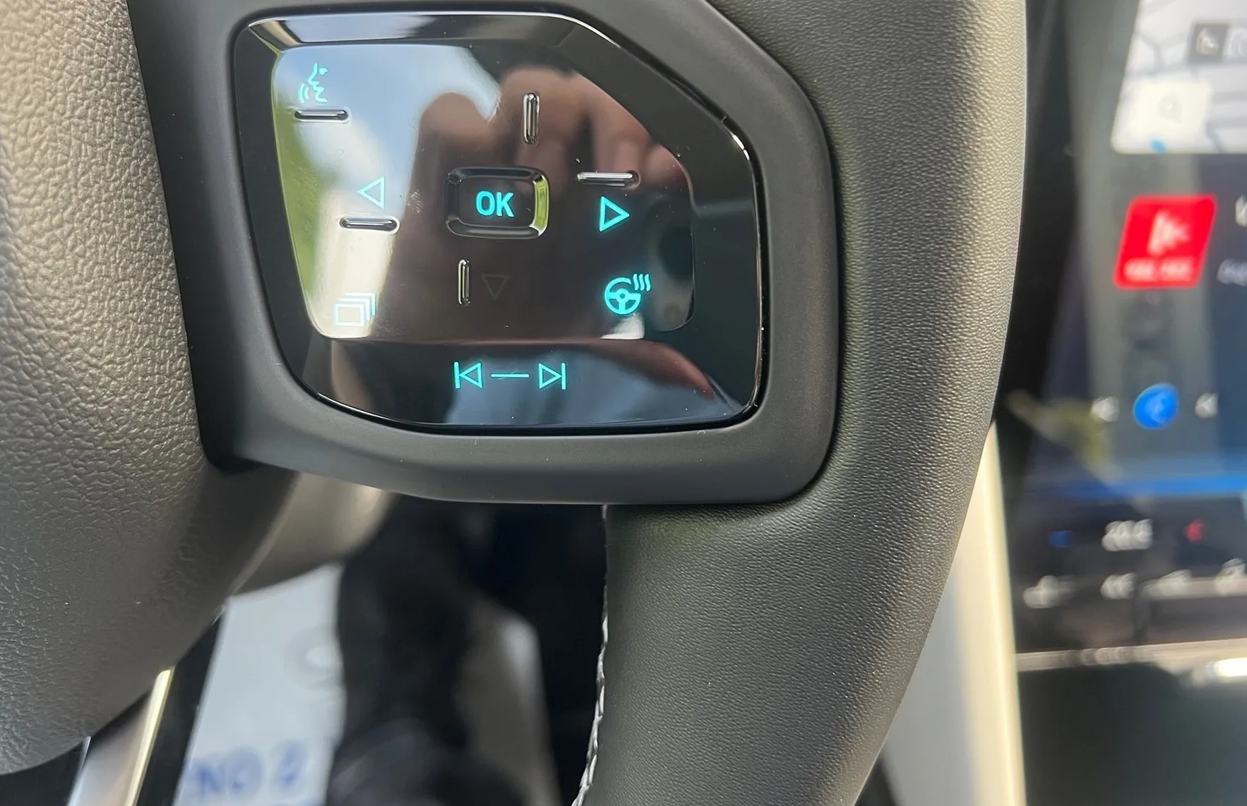 Zunanja slika - Ford Explorer - EV 79kWh 250kW 340KM AWD - 18