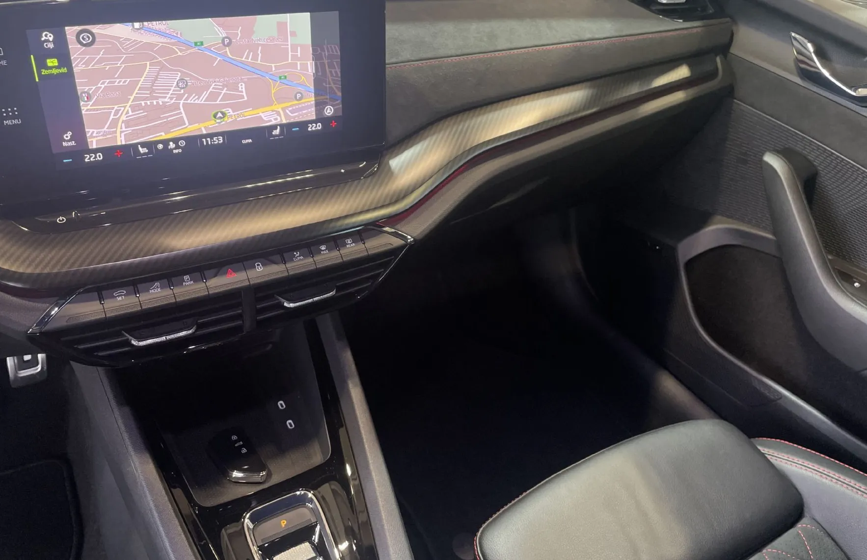 Zunanja slika - Škoda Octavia - RS-VIRTUAL-PANORAMA-NAVI-HALJENJE SED-ALCANTARA - 12