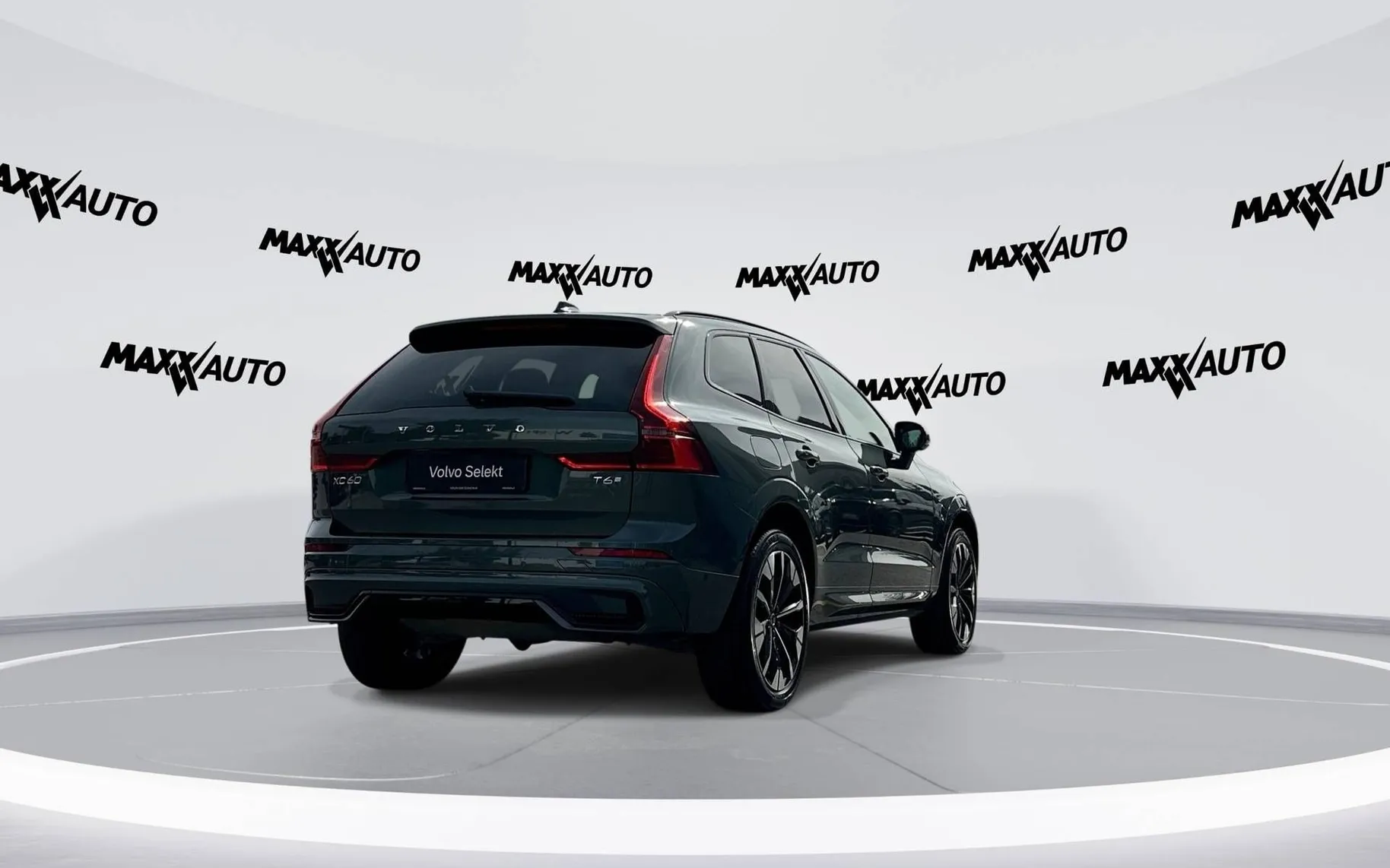 Zunanja slika - Volvo XC60 - T6 AWD Recharge Twin Engine Plus Dark Avt. - 5