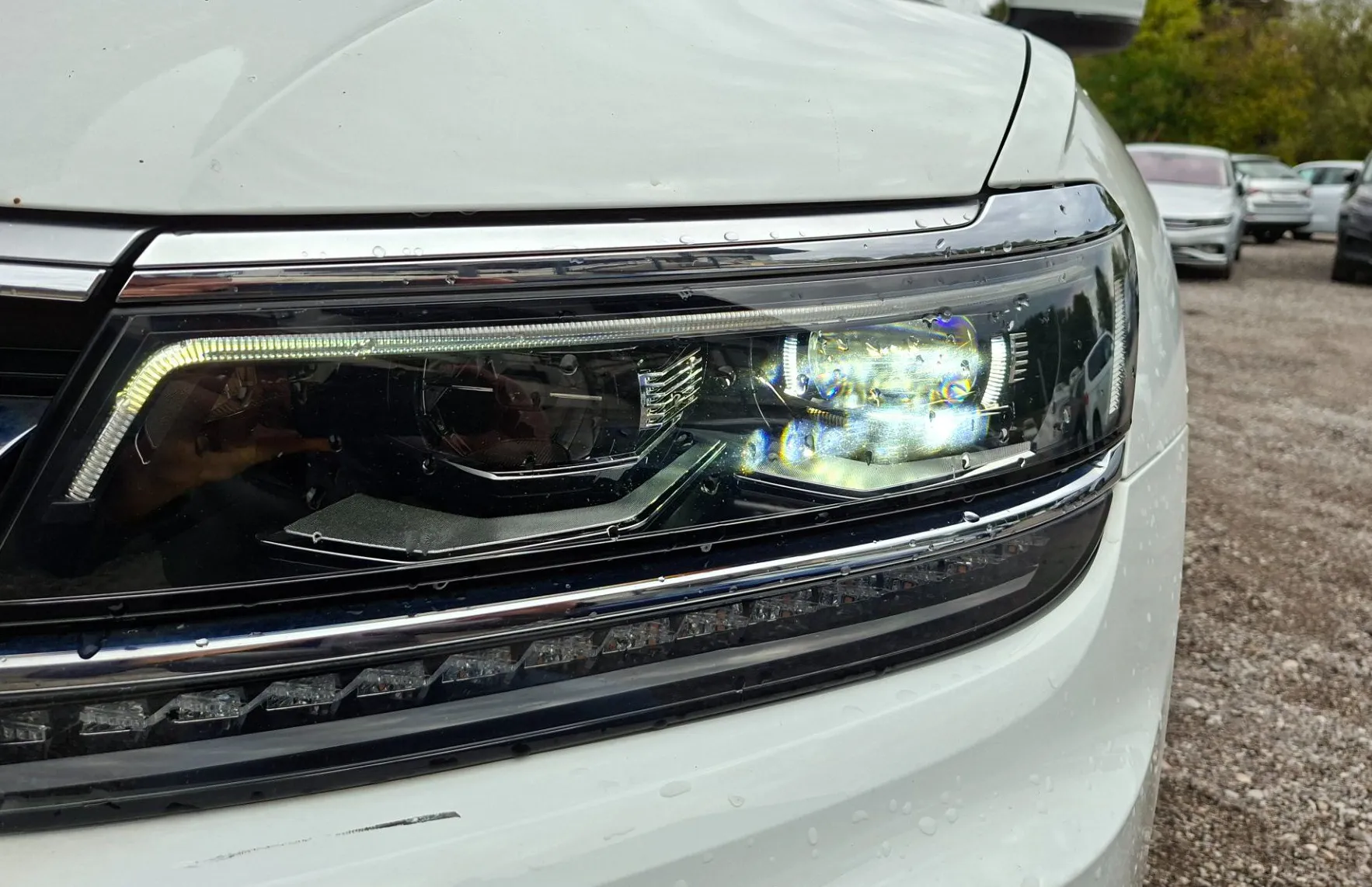 Zunanja slika - Volkswagen Tiguan - 4motion 2.0 TDI R-Line Edition - 19