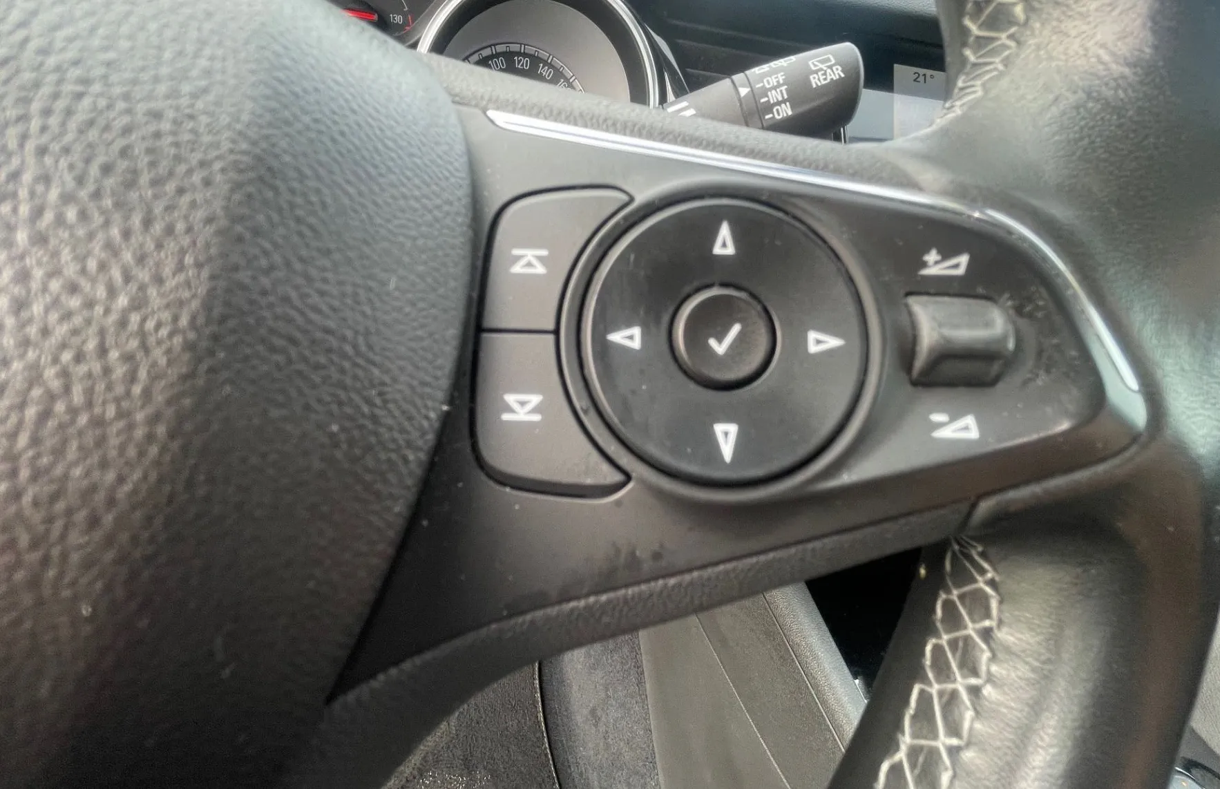 Zunanja slika - Opel Insignia - Grand Sport 2.0 CDTi Innovation - SL0VENSKO POREKL - 8