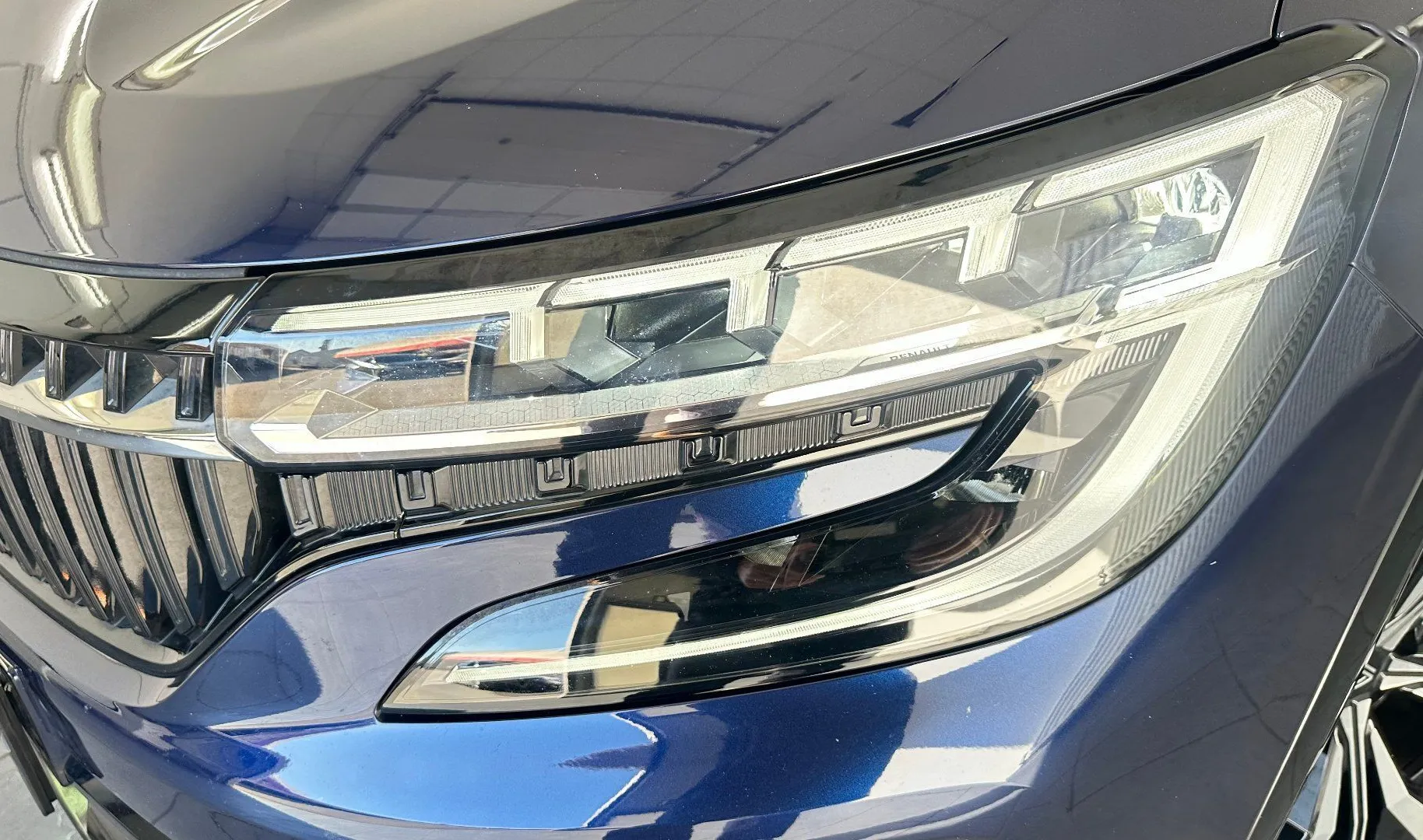 Zunanja slika - Renault Espace - E-Tech full hybrid 200 Iconic.USNJE.KAMERA.7 SEDEŽ - 4