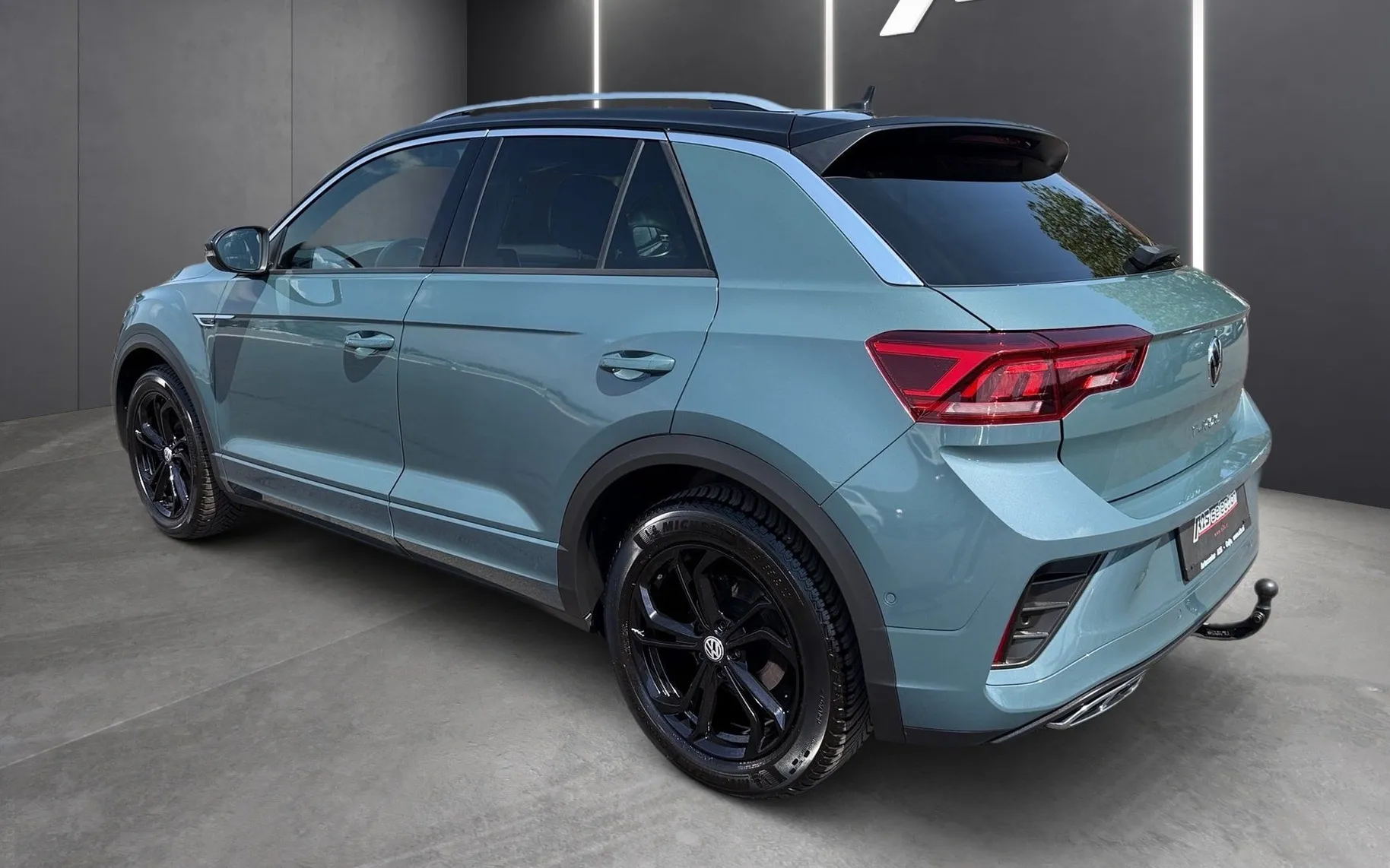 Zunanja slika - Volkswagen T-Roc - 2.0 TDI BMT R-Line DSG-Vl.kljuka-Masaža-IQ Light.. - 4