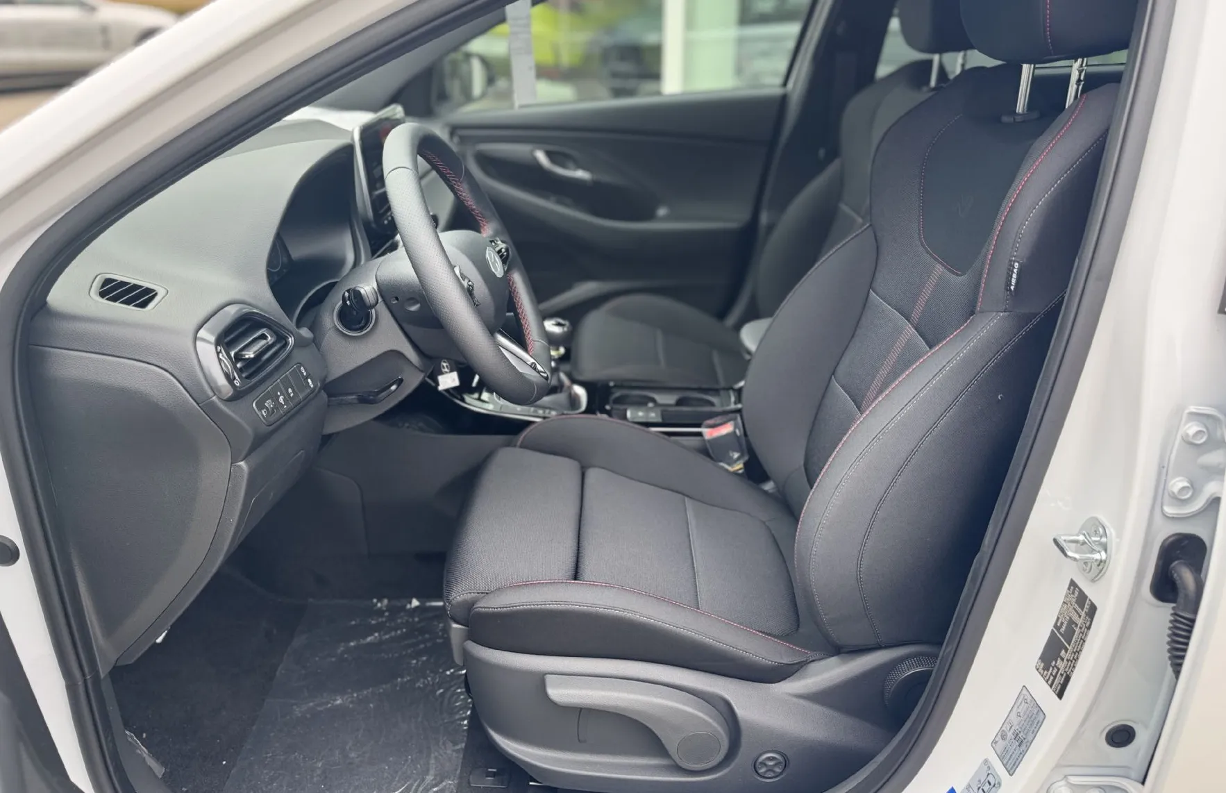Zunanja slika - Hyundai i30 - 1.5 T-GDI 140 MHEV PREMIUM - 3