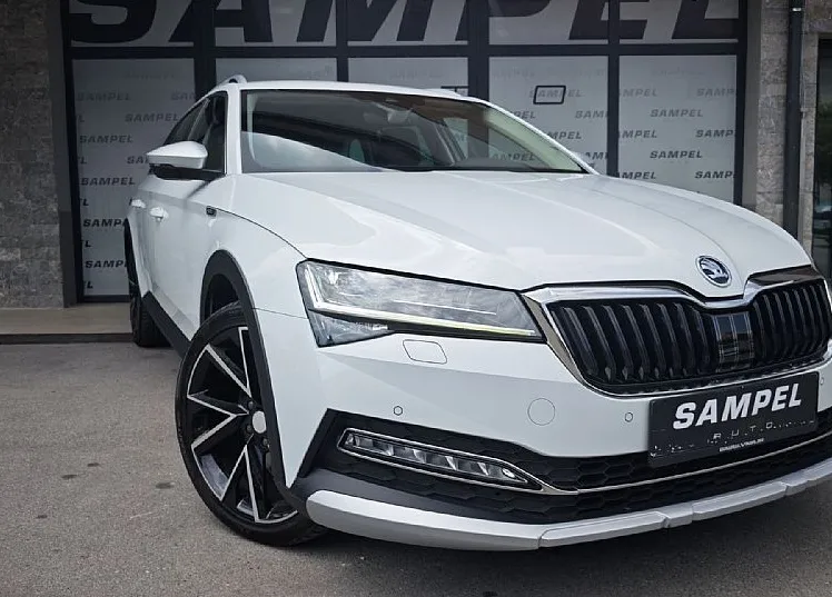 Zunanja slika - Škoda Superb - 2.0 TDI Scout Combi - LED LUČI - AKTIVNI TEMPOMAT - 1