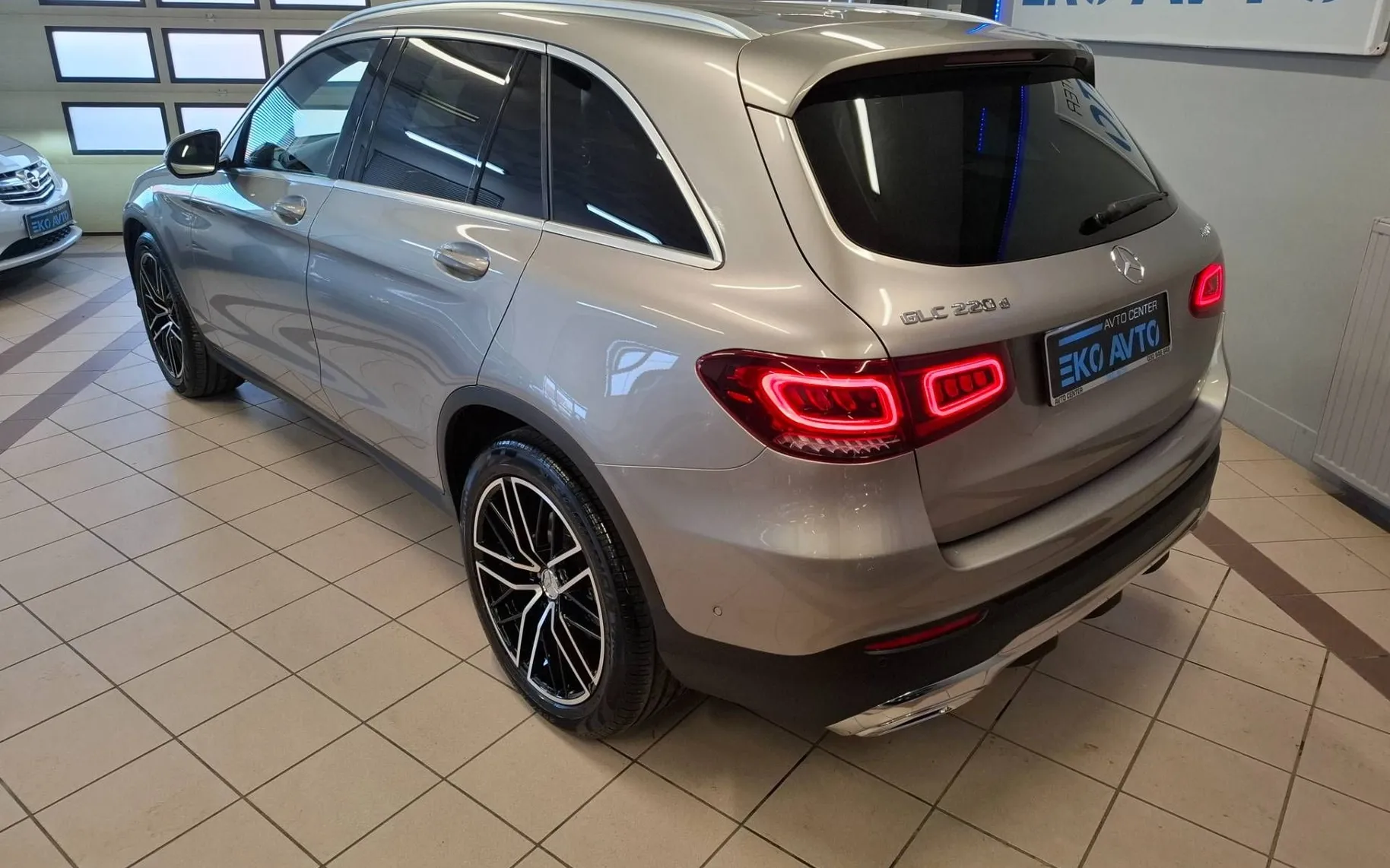 Zunanja slika - Mercedes-Benz GLC-Razred - GLC 220 d 4 MATIC SAMO99000KM-NAVI-KAMERA-ACC-PDC. - 5