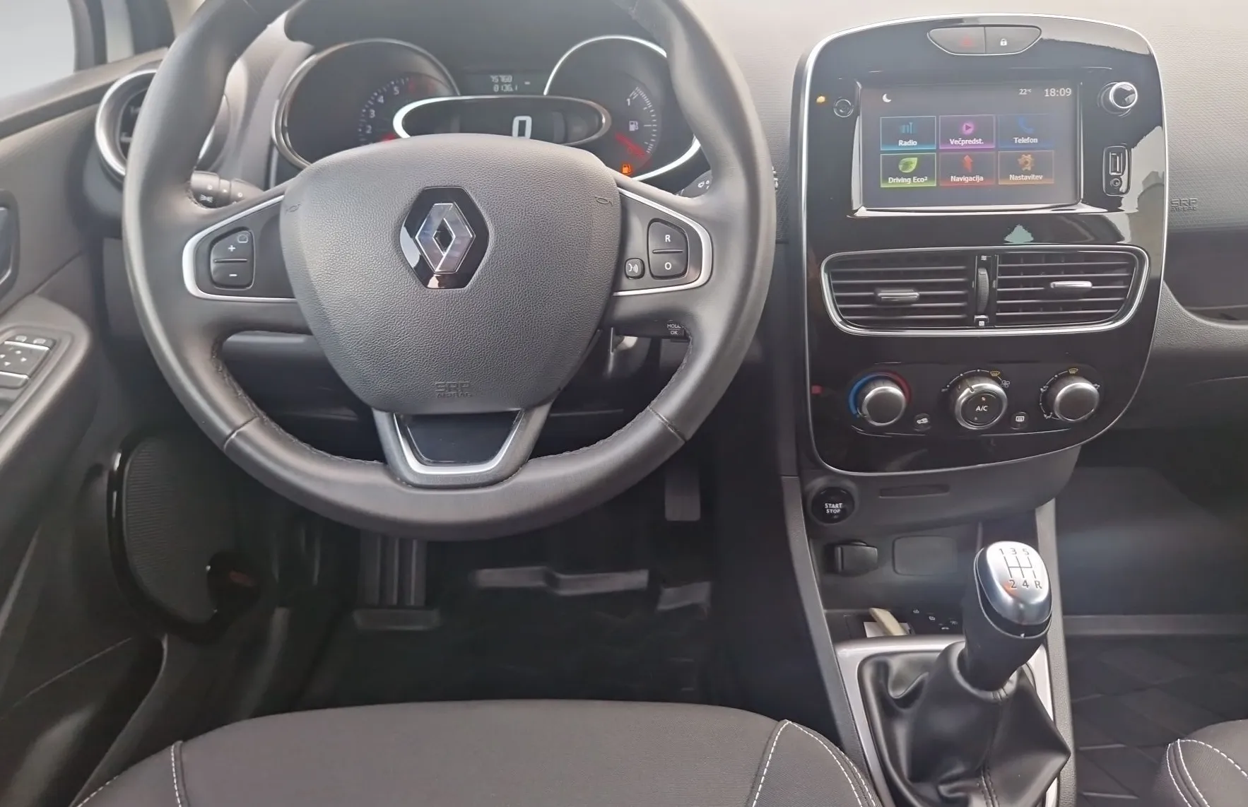 Zunanja slika - Renault Clio - 1.2 16V Limited - 11
