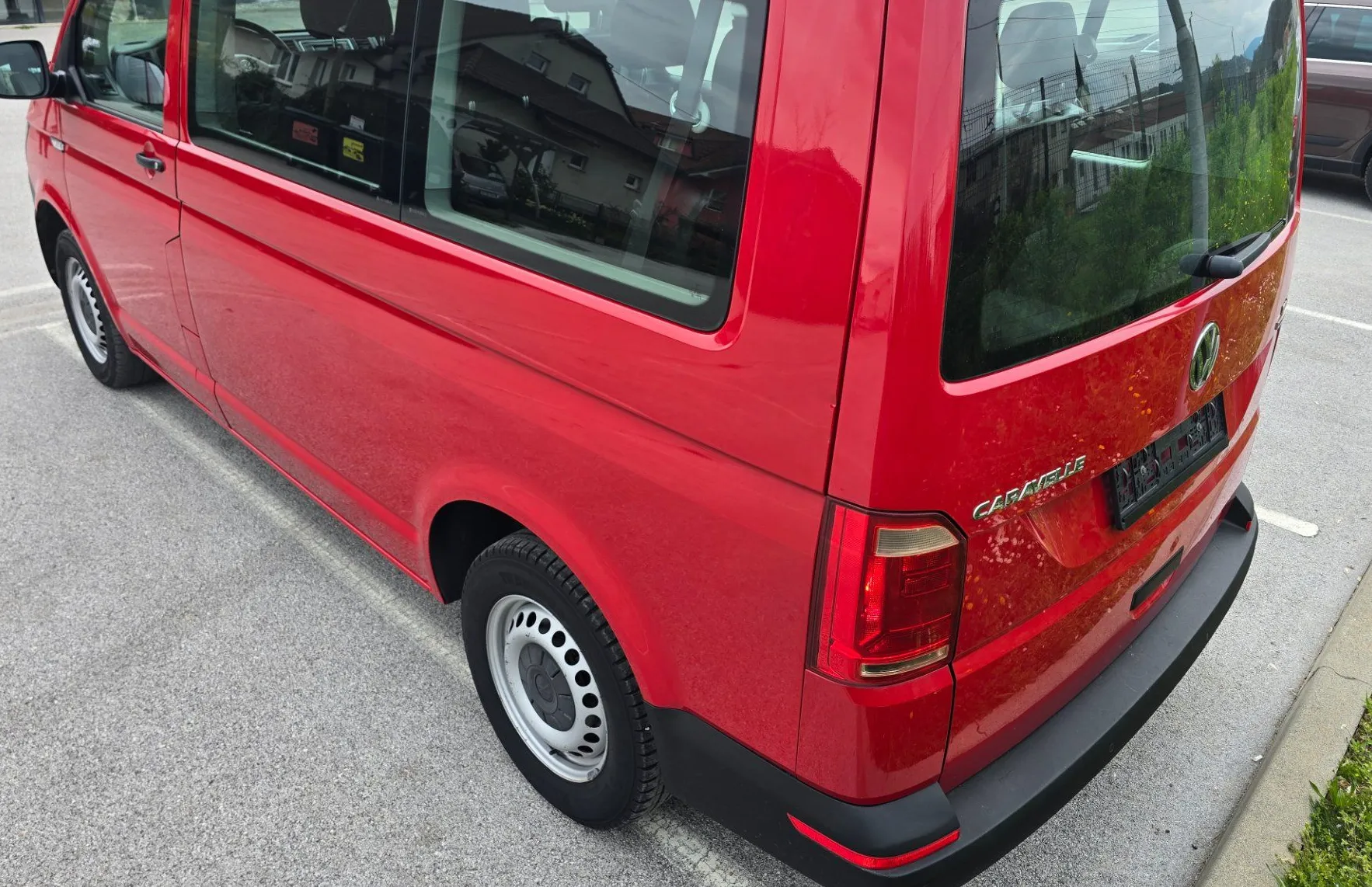 Zunanja slika - Volkswagen Caravelle - 2.0 TDI KMR 8+1 PORAČUN DDV - 4