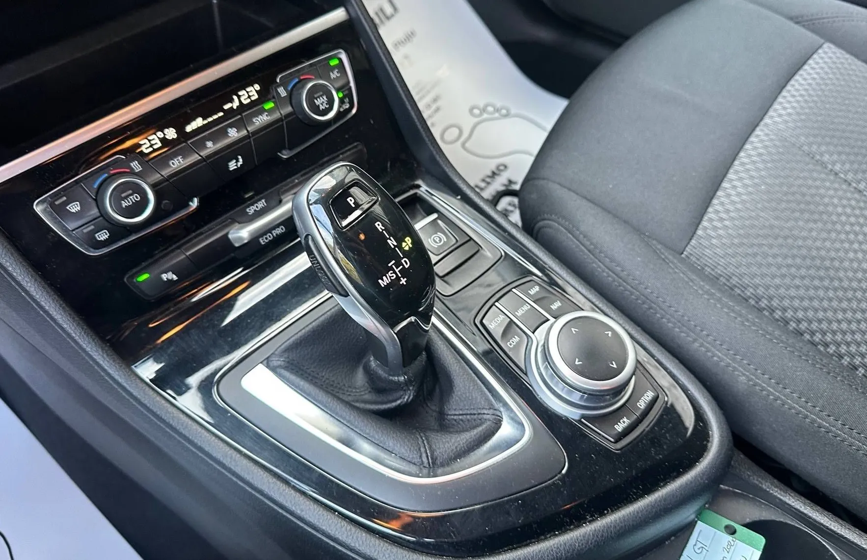 Zunanja slika - BMW Serija 2 - Gran Tourer: 218d 1LASTNIK 7SEDEŽEV NAVI PDC TEMPOMAT TO - 17
