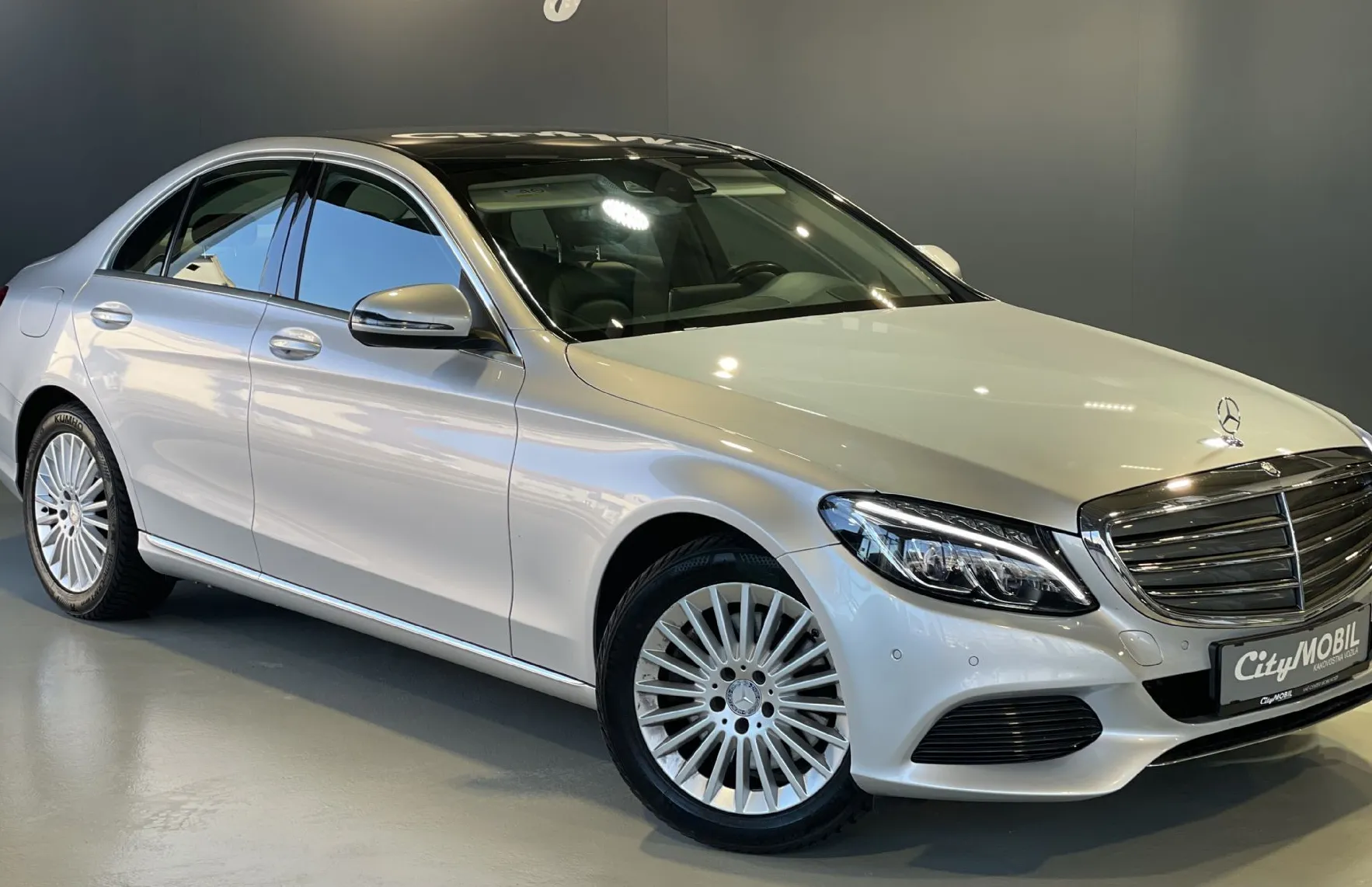 Zunanja slika - Mercedes-Benz C-Razred - AVANTGARDE-HEAD UP-PANO-LED-NAVI-KAMERA-ALU - 3