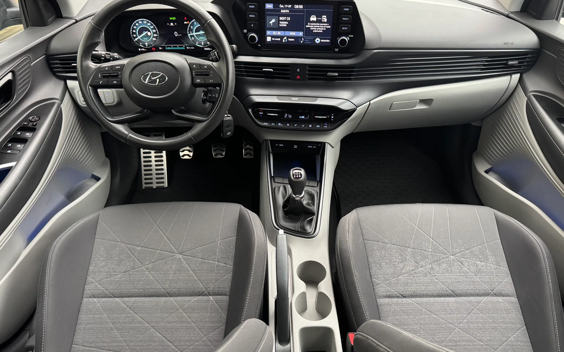 Zunanja slika - Hyundai Bayon - 1.2 MPI COMFORT-LED-NAVI-SLO-1LASTNIK-TOP - 11