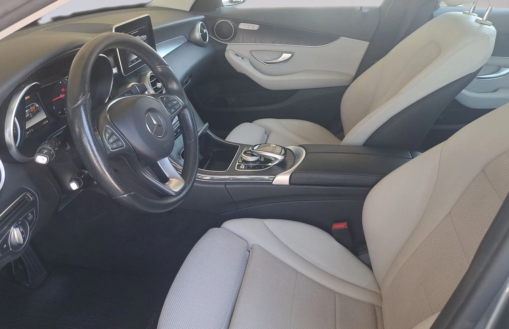 Zunanja slika - Mercedes-Benz C-Razred - C 220 d T Avantgarde - 7