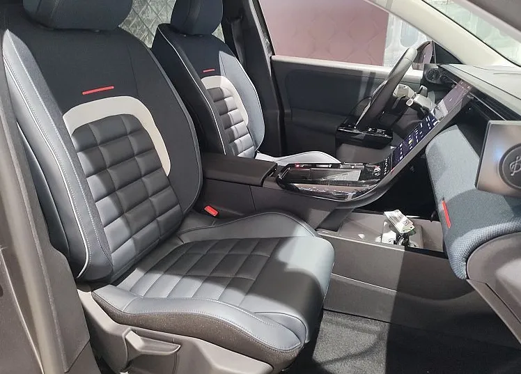 Zunanja slika - Citroën C5 Aircross - MAX Hibrid 145 avtomatik - 8