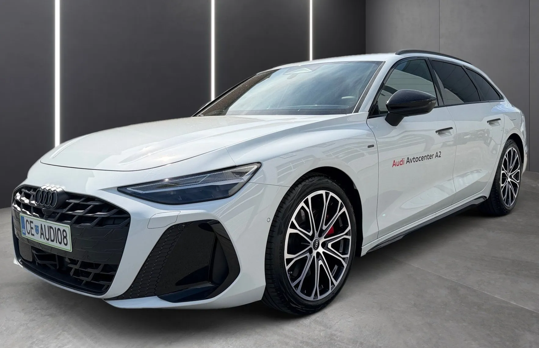Zunanja slika - Audi A6 - Avant e-hybrid quattro S tronic 220 kW - 1