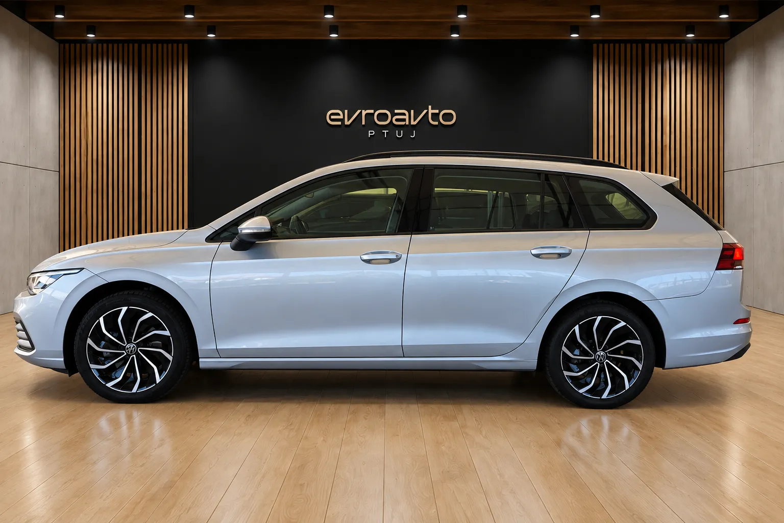 Zunanja slika - Volkswagen Golf Variant - 2.0 TDI DSG Life  Nemško por.   ACC   Ambientna - 5